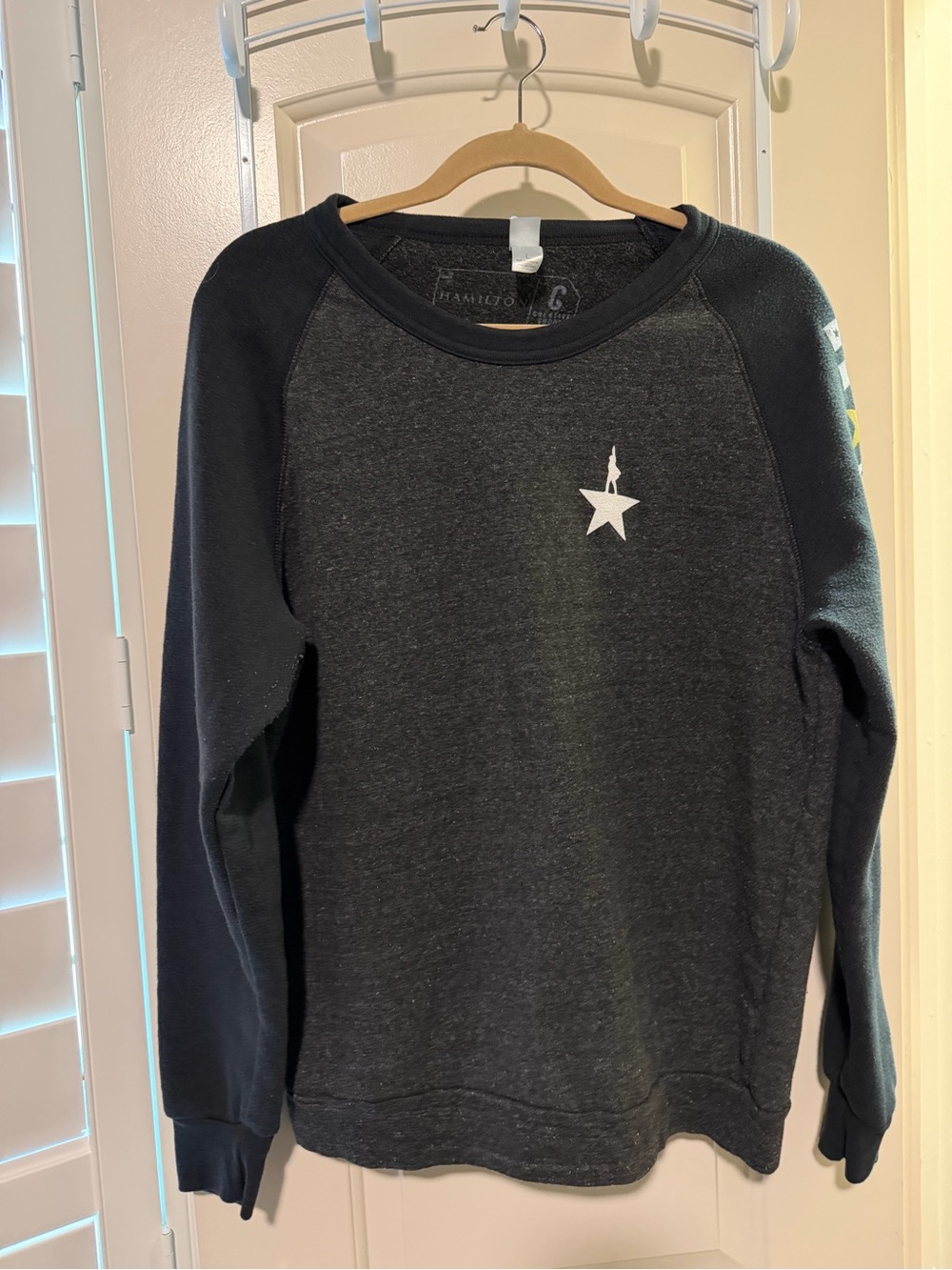 Hamilton Gray Star Raglan Sweatshirt - Women's